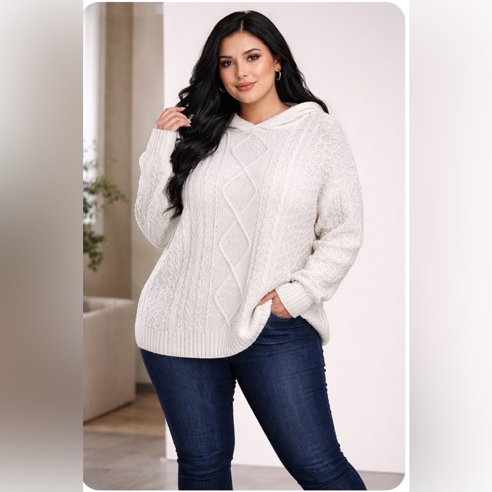 Arizona Jean Company White Cable Knit Sweater with Hoodie